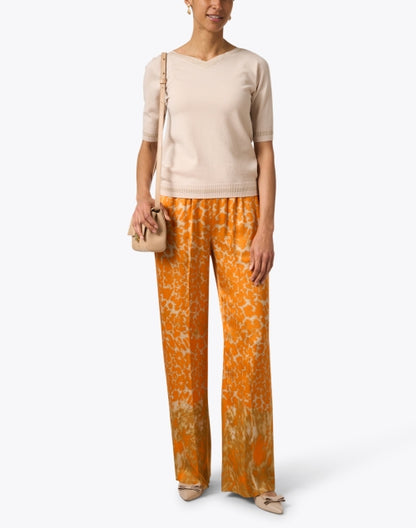 orange-print-pant_look.jpeg