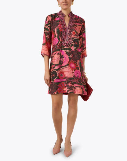 pink-multi-floral-print-tunic-dress_look.jpeg