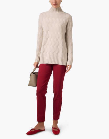 beige-cable-knit-cashmere-sweater_look.jpeg