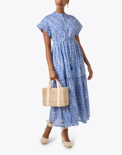 mumi-blue-tile-print-shirt-dress_look.jpeg