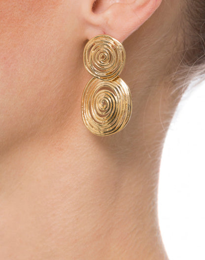 gold-wave-swirl-small-circle-earrings_look.jpeg