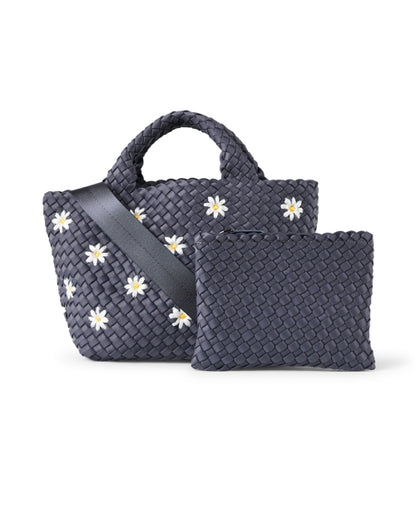 st-barths-small-grey-daisy-woven-handbag_back.jpeg