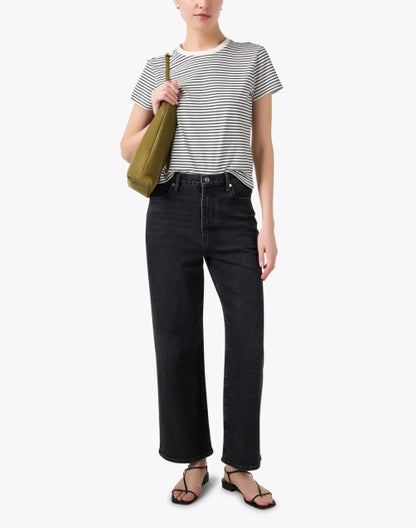 the-wide-black-wide-leg-jean_look.jpeg