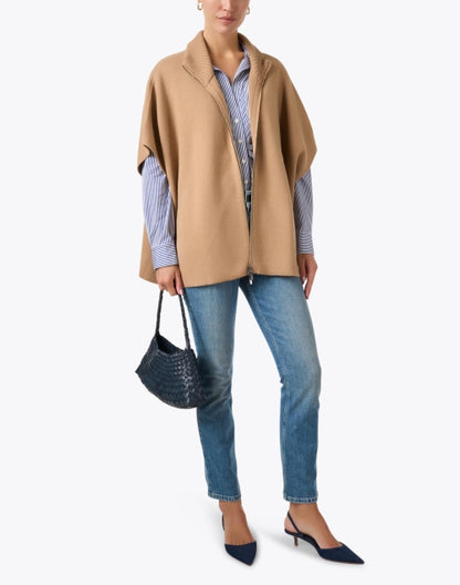 camel-wool-cashmere-zip-poncho_look.jpeg