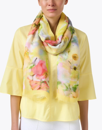 limoncello-citrus-printed-scarf_look.jpeg