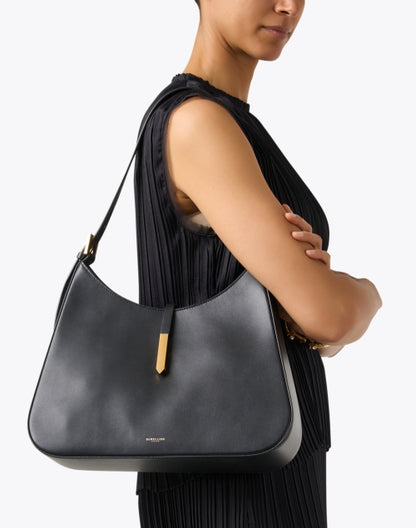 large-tokyo-black-leather-shoulder-bag_look.jpeg