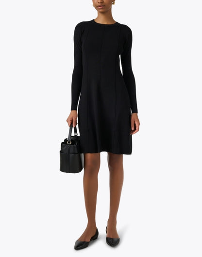 uscio-black-knit-dress_look.jpeg