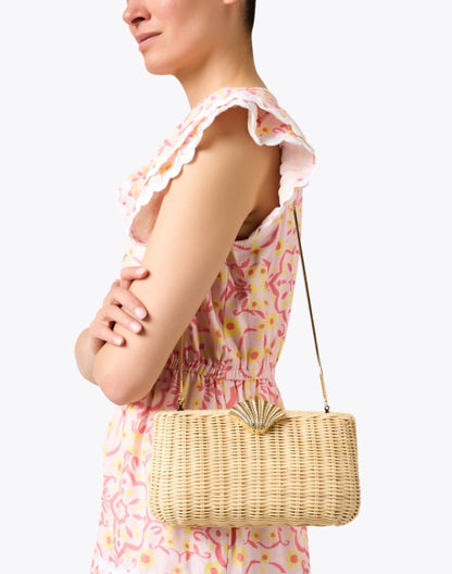 the-classica-rattan-shell-clutch_look.jpeg