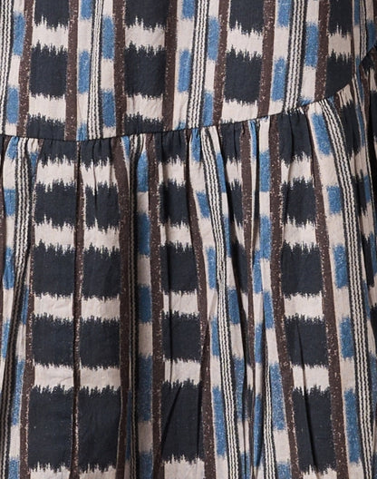 deauville-black-and-blue-print-shirt-dress_fabric.jpeg