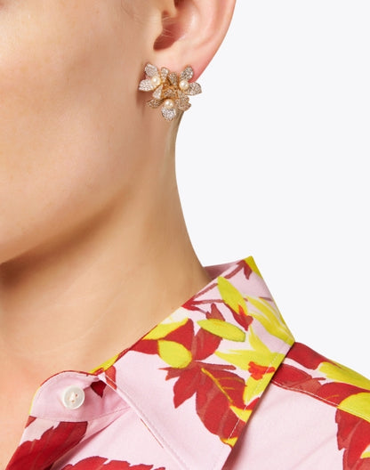 crystal-and-pearl-cluster-flower-earrings_look.jpeg