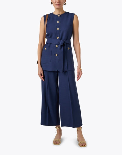 sophie-navy-wide-leg-trouser_look.jpeg