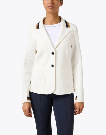 white-knit-collar-blazer_front.jpeg