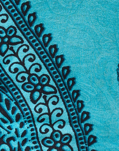 blue-paisley-print-sweater_fabric.jpeg