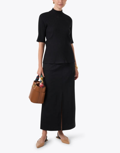 black-ponte-front-slit-skirt_look.jpeg