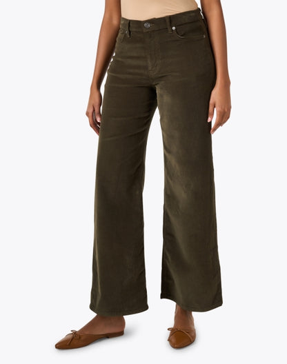 le-slim-green-corduroy-pant_front.jpeg