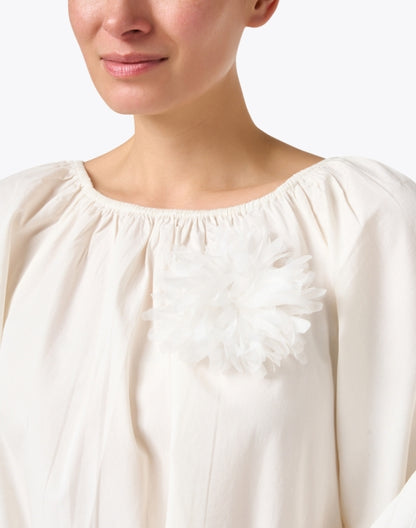 bliss-white-blouse_extra_1.jpeg