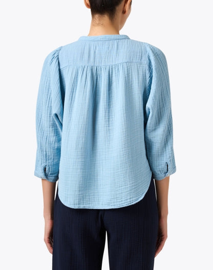 chloe-blue-cotton-gauze-shirt_back.jpeg