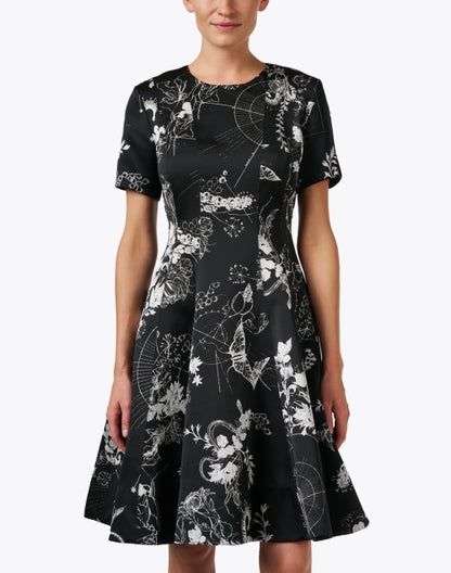 black-and-white-print-dress_front.jpeg